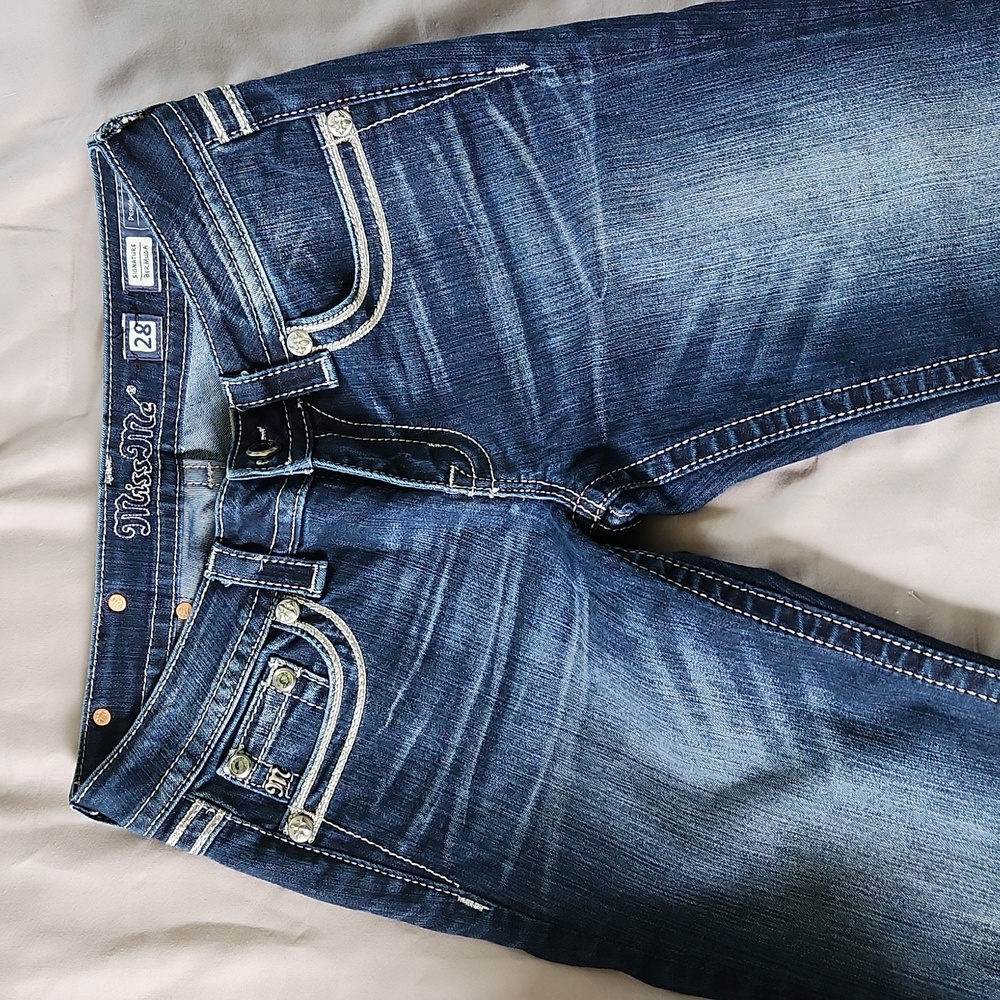 Miss Me Bermuda shorts with leather cross